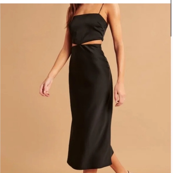 🎉Host Pick🎉 A&F petite black satin cut-out midi dress - Picture 9 of 11
